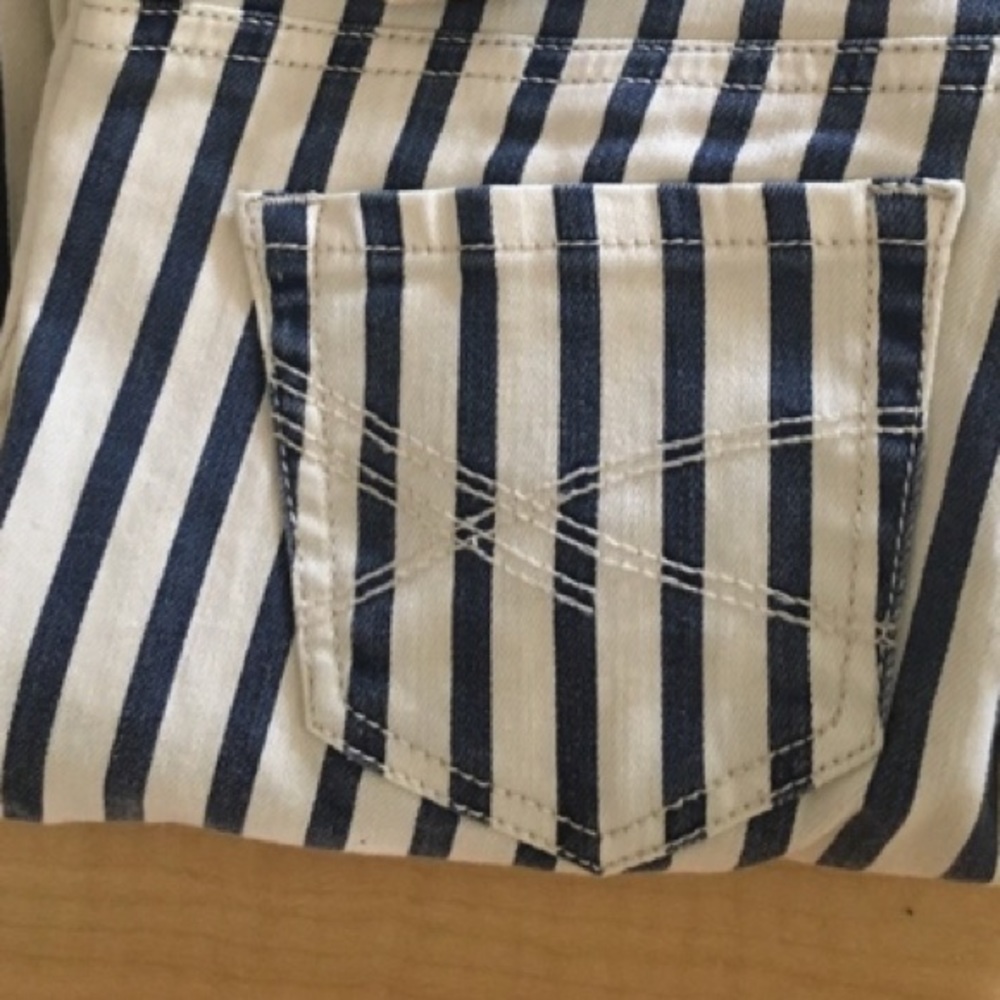Blue and white striped jeans - Picture 4 of 8
